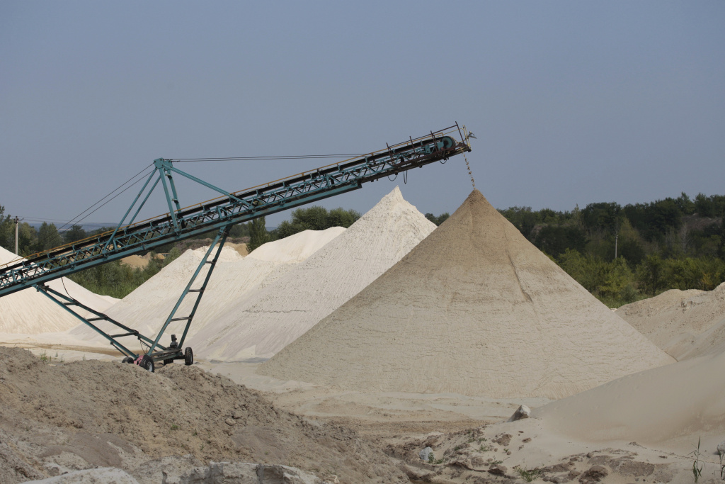 Песчаный карьер