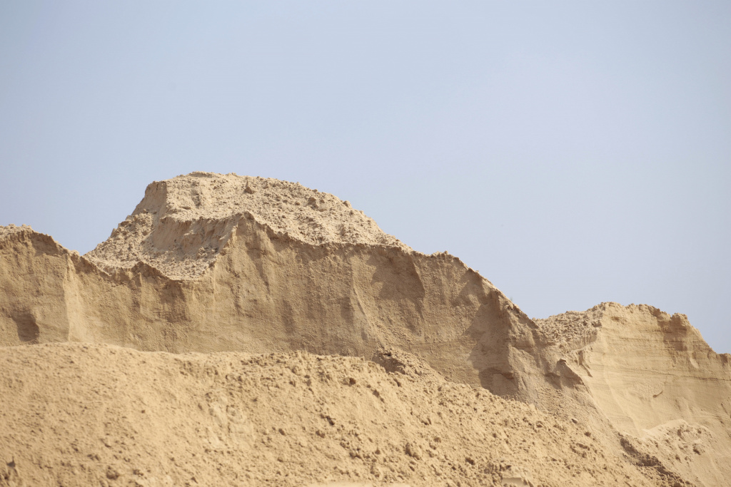 Песчаный карьер